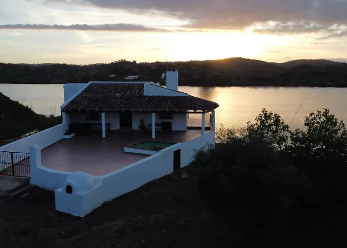 Magnifica Casa A Orillas Del Guadiana