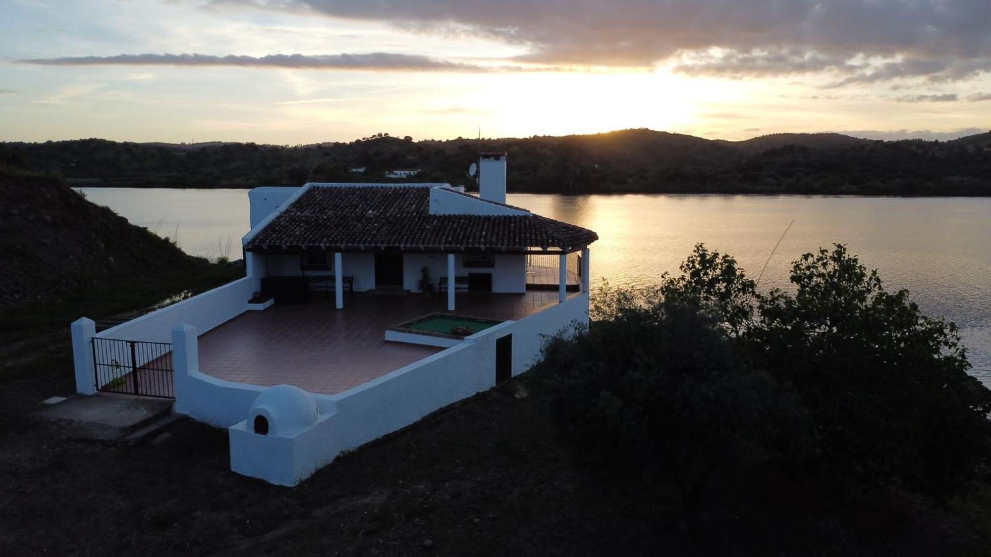 Magnifica Casa A Orillas Del Guadiana Vakantiehuis *