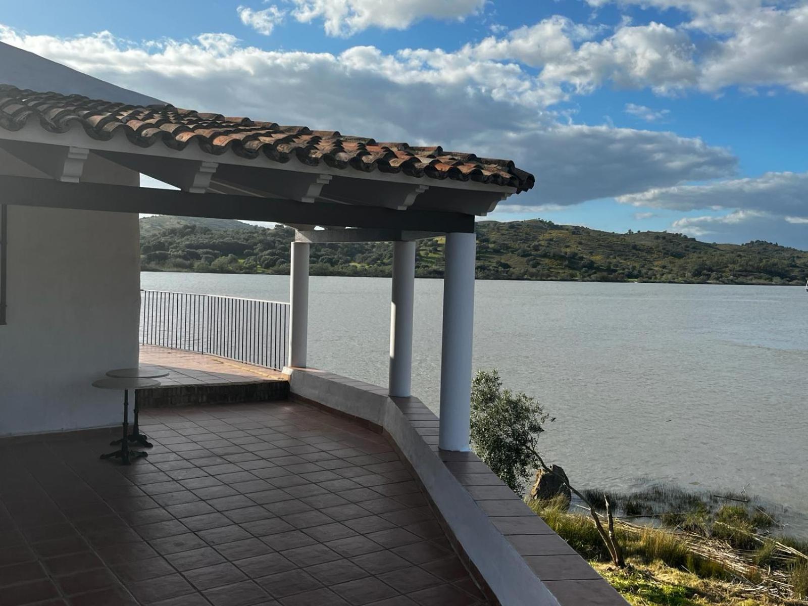 Magnifica Casa A Orillas Del Guadiana Holiday home *